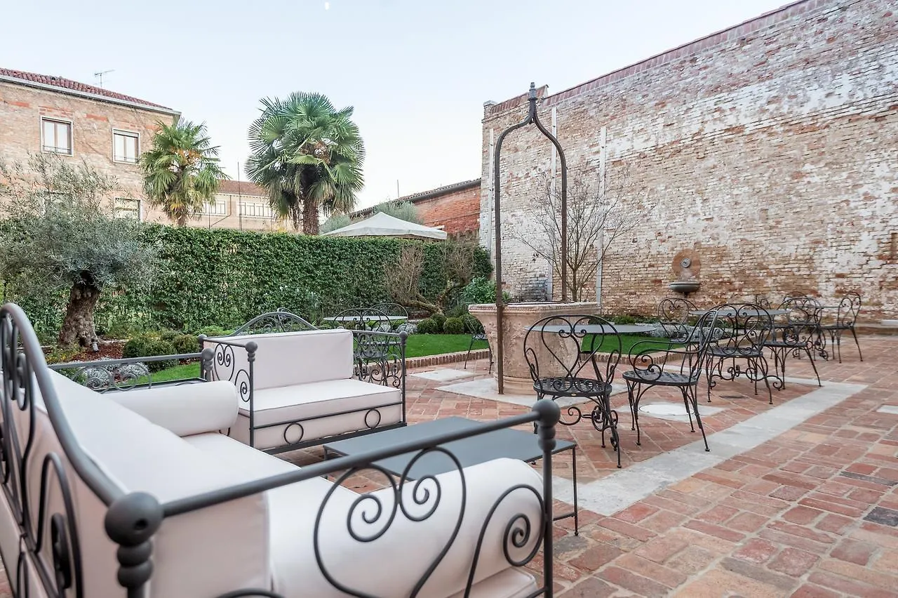 Hotel Nani Mocenigo Palace Венеция