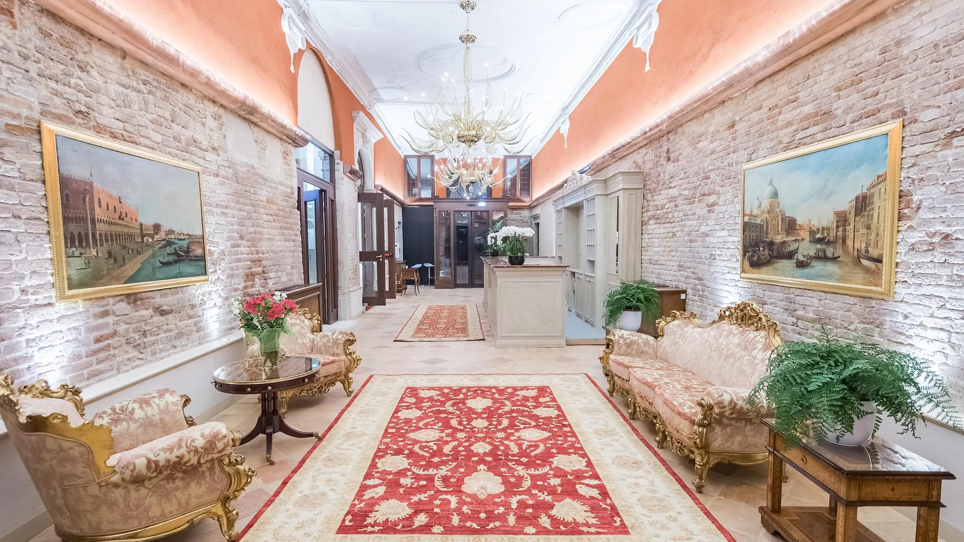 *****  Hotel Nani Mocenigo Palace Venice Italy