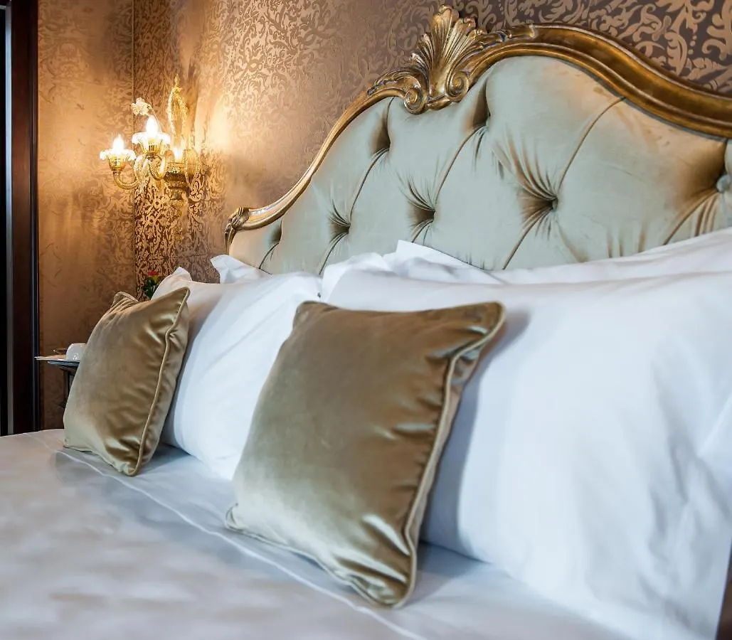Hotel Nani Mocenigo Palace Venice